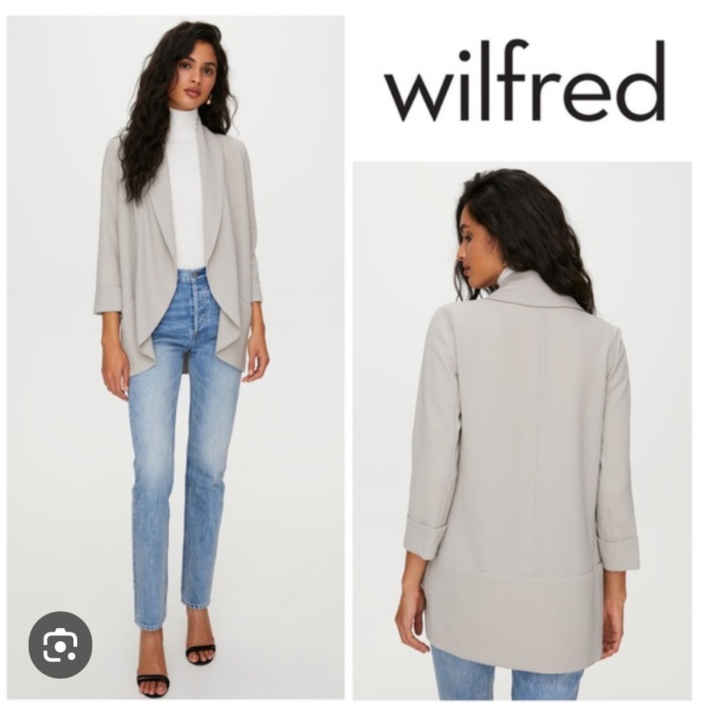 Aritzia Wilfred light grey size 8